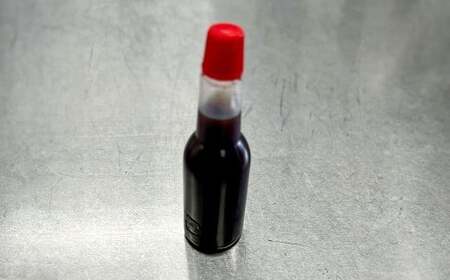 松本商店 （やきとり和笑）が焼き上げた 天草大王 もも ・ ねぎま 10本セット （手作り塩・たれ付） ／ 焼き鳥 焼鳥 鶏肉 肉 とり とり肉 鳥 モモ ネギマ ネギ間 ねぎ間 セット 備長炭 塩 