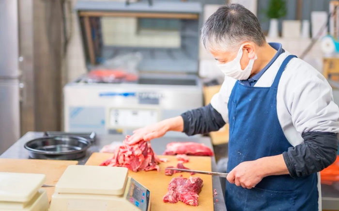 【全6回定期便】「愛姫牛」店主におまかせ旬セット【竹】800g（4人前）愛媛県大洲市/有限会社 木村屋精肉店 焼肉 焼き肉 すきやき すき焼き しゃぶしゃぶ ステーキ 赤身 牛肉 冷凍 冷凍肉 お肉 
