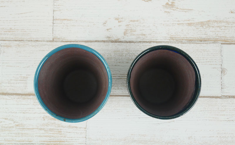 【やちむん丸勇陶房】ゆのみ（中）ツートンブルー2個セット やちむん 2個セット ペア ゆのみ 湯呑 食器 焼き物 焼物 沖縄 お土産 ご当地 お取り寄せ 送料無料 名護市 ふるさと納税 なごし 伝統工