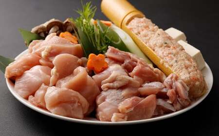 【2026年2月発送】 国産 黒毛和牛 もつ鍋 4人前 冷凍ちゃんぽん・濃縮スープ付＋ハーブ育ち チキン使用！水炊き 4人前 合計8人前