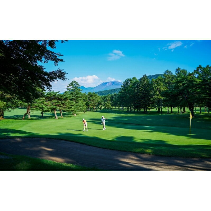 【ふるさと納税】【晴山ゴルフ場】1名 1ラウンドプレー券　2枚　2025年4月12日（土）～2025年11月3日（月・祝）まで　お届け：2025年9月30日まで