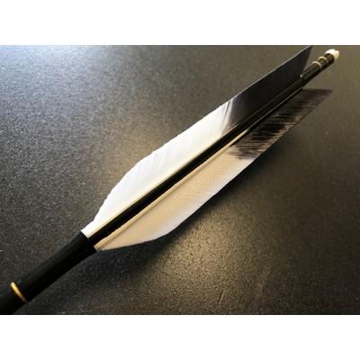 ふるさと納税 岡崎市 七面鳥アルミ矢「2014」　6本組(シャフト色:黒　矧ぎ糸:黒系) |  | 01