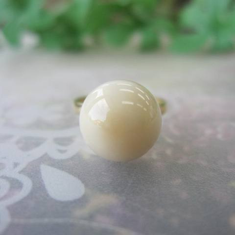 
                  珊瑚職人館の珊瑚の指輪66
                