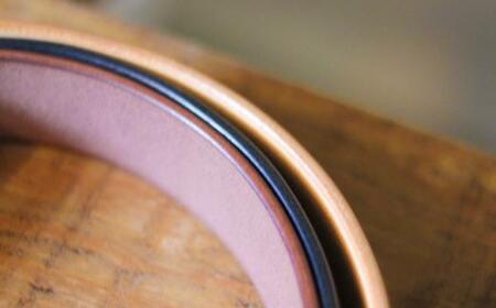 【minca】幅40mmベルト/32インチ  栃木レザーの希少な「ハーネスレザー」使用の贅沢な1枚革のレザーベルト オイルタイプ/キャメル/HL-B03/CAMEL　614