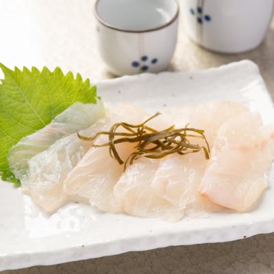 ふるさと納税 むつ市 青森県津軽海峡産　天然ヒラメ昆布〆　刺身　80g×2パック |  | 01