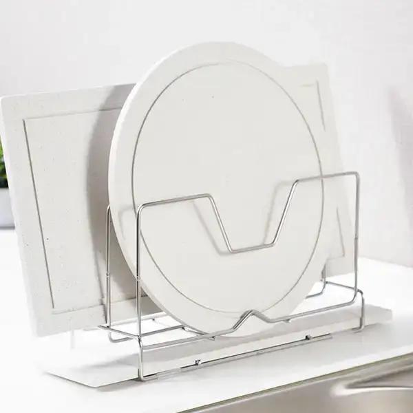 まな板スタンド モイストレイが滴る水をしっかり吸収 燕三条製 鍋蓋まで立てて水切りできる！ bwsSELECTION [ビーワーススタイル]【011P042】