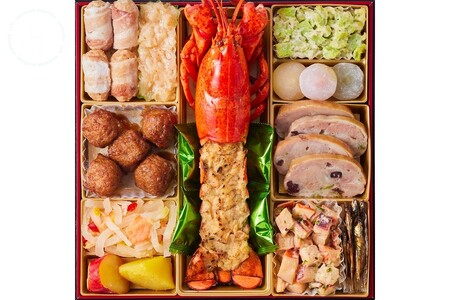 「飯塚の極」特大八.五寸 和洋風三段重おせち(5人前)【C7-014】板前魂 おせち料理 洋風 和風 5人 おせち 飯塚市 板前魂 お取り寄せ グルメ お正月 2025 加工食品 送料無料 人気 食品