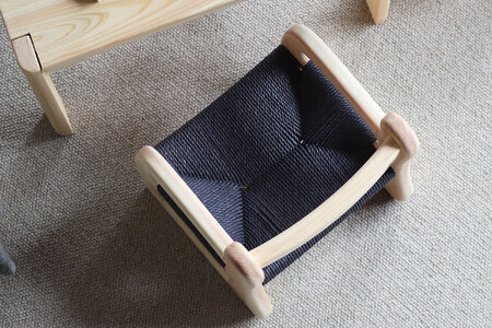 Z-38  ファニファニの赤ちゃん椅子ami　特別仕様　座面ブラック