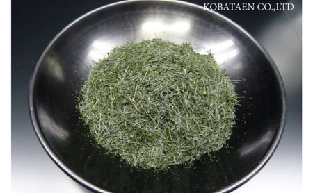 京の老舗　古畑園の特選宇治茶(煎茶150g、雁が音150g)〈宇治茶 お茶 茶 煎茶 深むし 深蒸し茶 緑茶 茎茶 くき茶 雁が音 茶葉 高級 特選 最高金賞 飲料 老舗 化粧箱〉 飲料類 最高金賞受