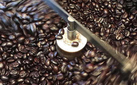 絵本画家の描いたシックな猫のイラスト★ドリップバッグコーヒー10袋ブレンド 特製ポストカード付＜自家焙煎珈琲 猫屋カフェ＞那珂川市[GAG038]