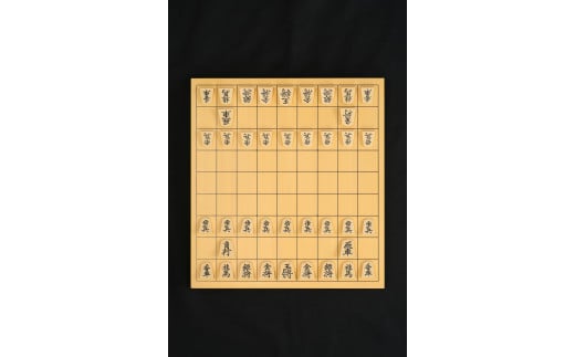 07-21-005　将棋駒と将棋盤のセット(御蔵島ツゲ・彫り駒、1寸盤)
