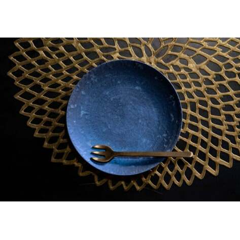 【煌めきの一枚が特別を演出】有田焼 麟 Lin 15.5cm 小皿 2枚セット (Blue)【金照堂】プレート 小皿 食器 ハレの日 おもてなし 有田焼 ディナー 青色 ブルー A25-508_イメー