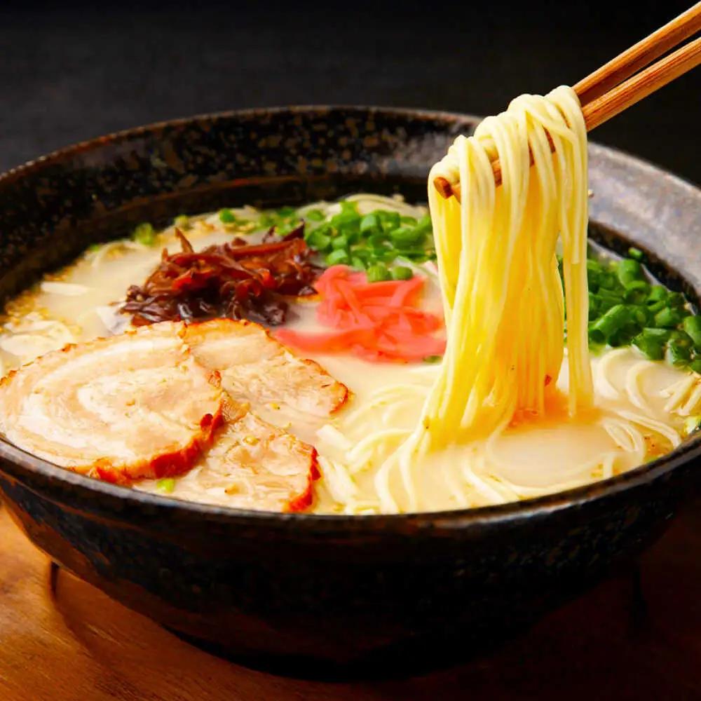 博多屋台味ラーメン 10食入（5食入×2箱）【豚骨ラーメン】[VEJ005]