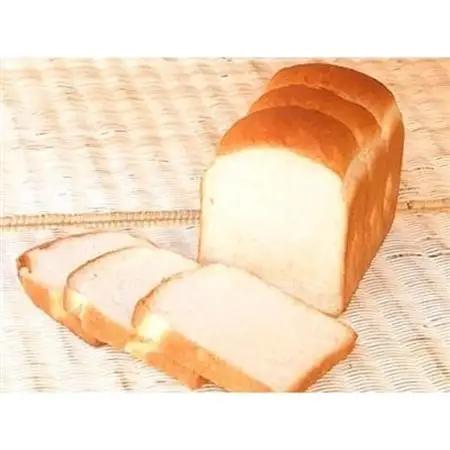 くるみ食パンとキング食パンの4斤セット_ パン  ぱん_【配送不可地域：離島】【1215401】