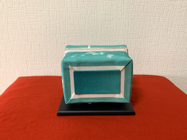 【限定１品】にほんちゃばこ 緑色・装飾桐箱(水彩画風)