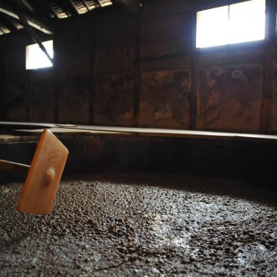 ふるさと納税 岡山市 丸大豆醤油　鐵次郎(てつじろう)　2本セット(1本720ml) |  | 03