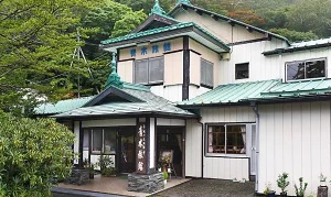 F-07　赤城山大沼湖畔　青木旅館１泊２食プラン（１名）