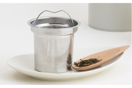 【美濃焼】祥-syo- 土瓶急須 絹/オフホワイト （ティーポット/420ｍl） 【株式会社ロロ】 食器 うつわ 茶器 日本茶 ティーポット 湯呑み シンプル かわいい おしゃれ 贈り物  紅茶ポット