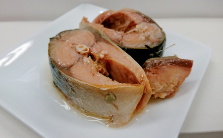 【12ヶ月定期便】 国産 無添加 さば缶詰 水煮 180g×8缶セット 【 サバ 鯖 サバ缶 さば缶詰 無着色 海産物 おつまみ 備蓄 防災 食料 国産 】 RT2115