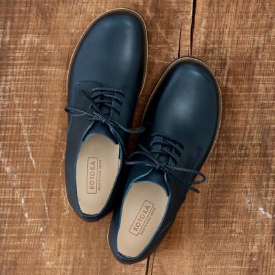 ふるさと納税 大和郡山市 足なりダービー Dネイビー 27.0cm 牛革 革靴 KOTOKA メンズシューズ KTO-3001 |  | 01