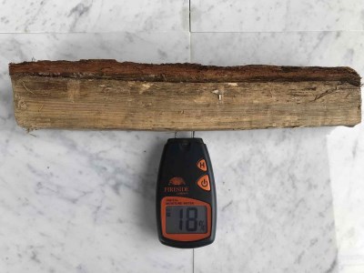 薪 コナラ（23kg 箱入り） 薪ストーブ たき火 キャンプ アウトドア BBQ
