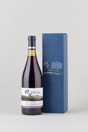 
            秩父ルージュ　秩父市収穫（赤ワイン） ／ お酒 ぶどう ブドウ 葡萄 果実 埼玉県 No.561
          