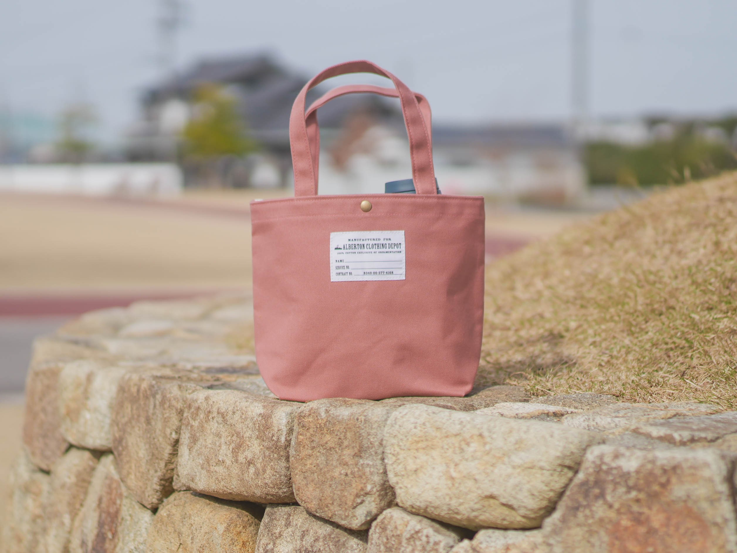 
                  スプリングトートM（ピンク）│知多木綿 トートバッグ 鞄 カバン ピンク 普段使い お弁当バッグ  ピンクバッグ かわいいバッグ 丈夫なバッグ 通勤バッグ オールシーズン ももいろのかばん 大人可愛い
                