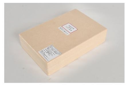 気仙沼港水揚げ 1,440時間かけて愚直に作ったフカヒレ姿煮 濃厚白湯仕立 80g 煮込み用パイタンスープ250g 各1 