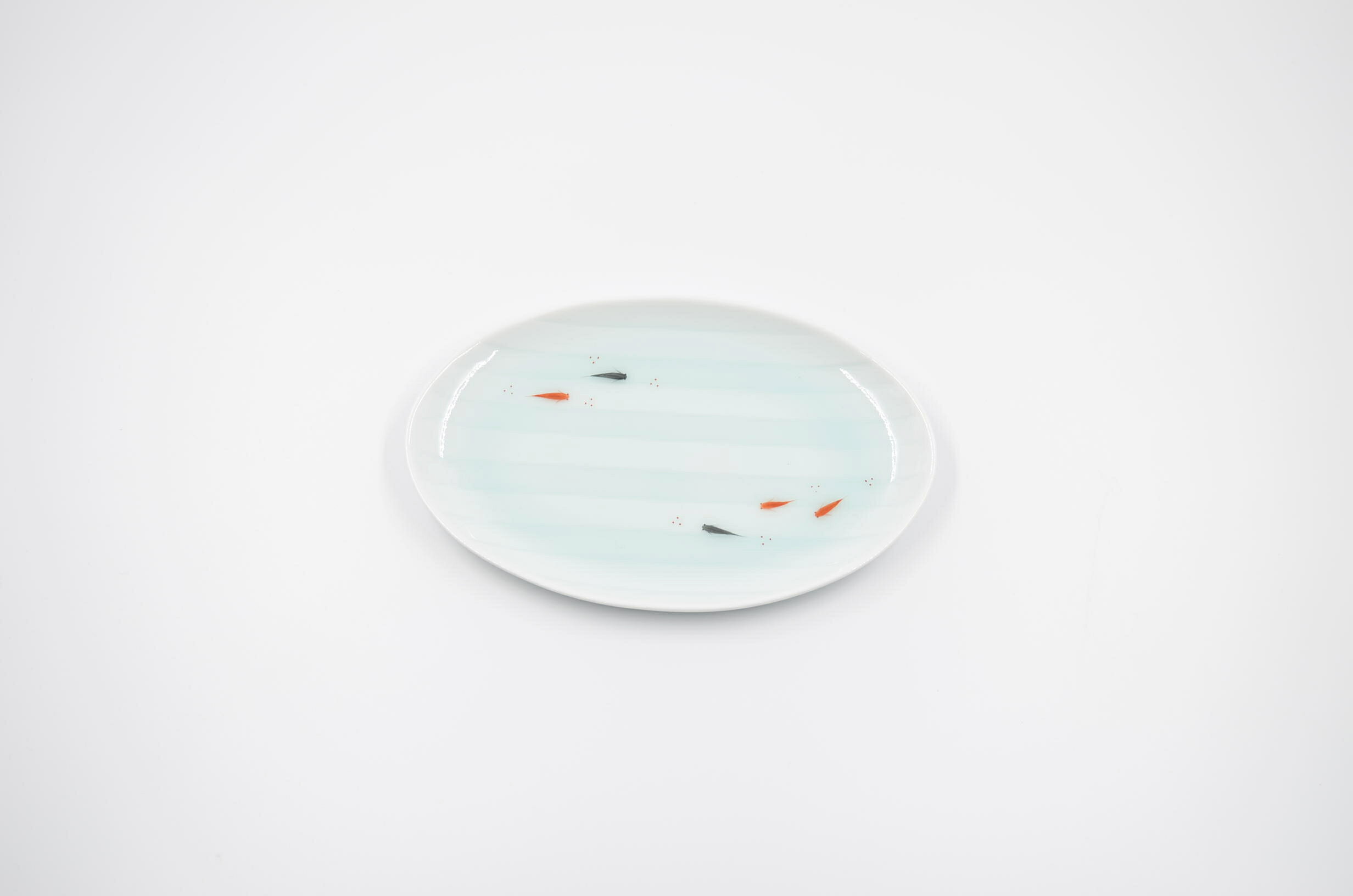 【ふるさと納税】青白磁メダカ十草楕円皿　023-H1219