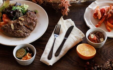 96【KURO】黒染めカトラリーフルセットつやつや スプーン フォーク ナイフ デザート スープ ステンレス製 燕三条製 新生活 ギフト 経年変化 おしゃれ キッチン ごちそう おもてなし【031S0