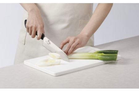 ＜食洗機対応・包丁＞ ■ 関孫六　わかたけ　三徳 １６５mm ◇ 貝印