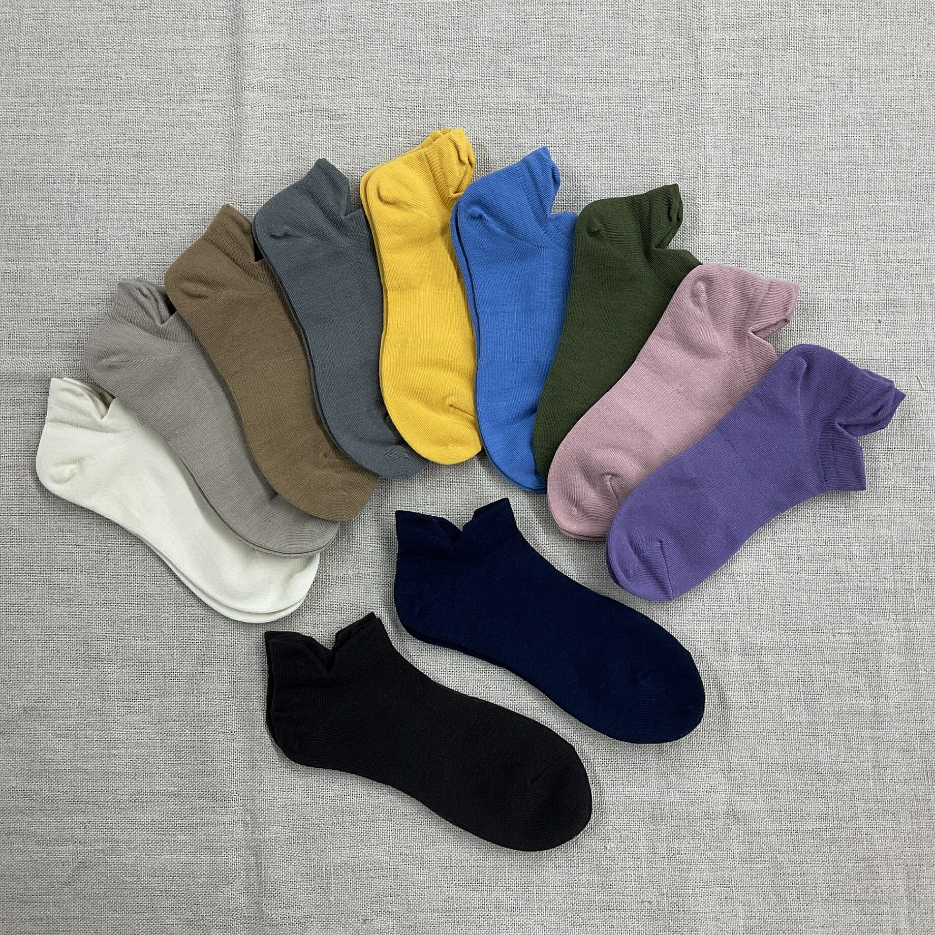 【ふるさと納税】お色お任せ　尾州産ウール靴下　3足セット