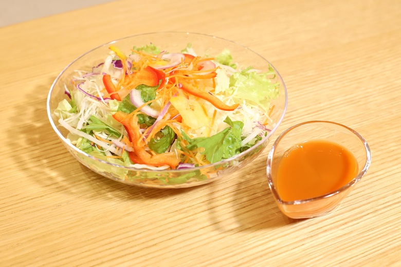 野菜果物 季節のフルーツ ミニトマト にんじん ビーツ ケール 各1枚 計5枚セット 国産 無農薬 朝どれ 新鮮 急速冷凍 飲料 料理 遠藤青汁 伊予市 愛媛｜B472