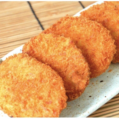 
                  南知多産しらすがしっかり入った 冷凍 しらすコロッケ 12個(4個入り×3P) お弁当・おかずに便利【1697260】
                
