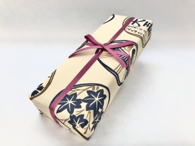 上品な味で多くのファンを魅了し続ける献上の銘菓「爾比久良」 3個入り