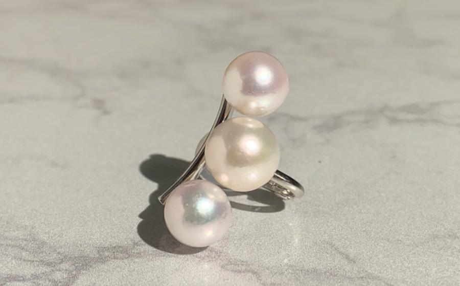 大粒の本真珠が連なる華やかな真珠イヤリング クリップタイプ