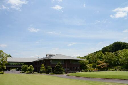 ゴルフ場 施設利用補助券 3000円分 [ 森林公園ゴルフ倶楽部 埼玉県 小川町 193 ]