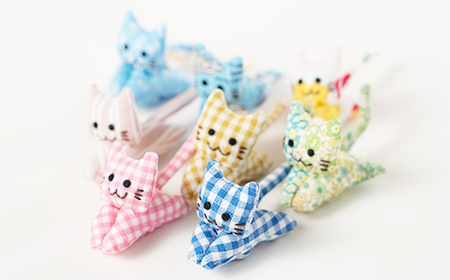 ねこピンチ 3個セット 色・柄おまかせ 手作り 猫 ねこ 小物 洗濯バサミ ピンチ 山形県 山辺町 送料無料 ao-npxx3 ※沖縄・離島への配送不可