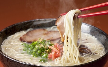 博多とんこつラーメン 12食分！4種類の博多豚骨スープ付き ラーメン