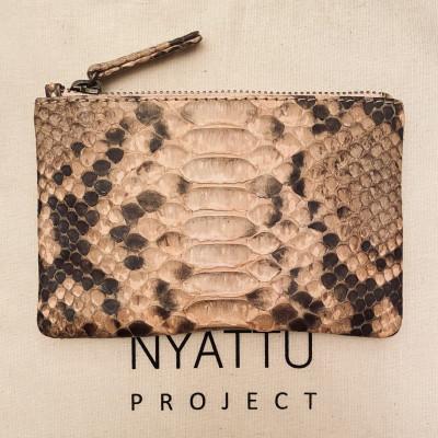 ふるさと納税 清須市 NYATTU PROJECT 天然パイソン(ヘビ革)フラグメントケース(ポーチ)ピンクマダラ