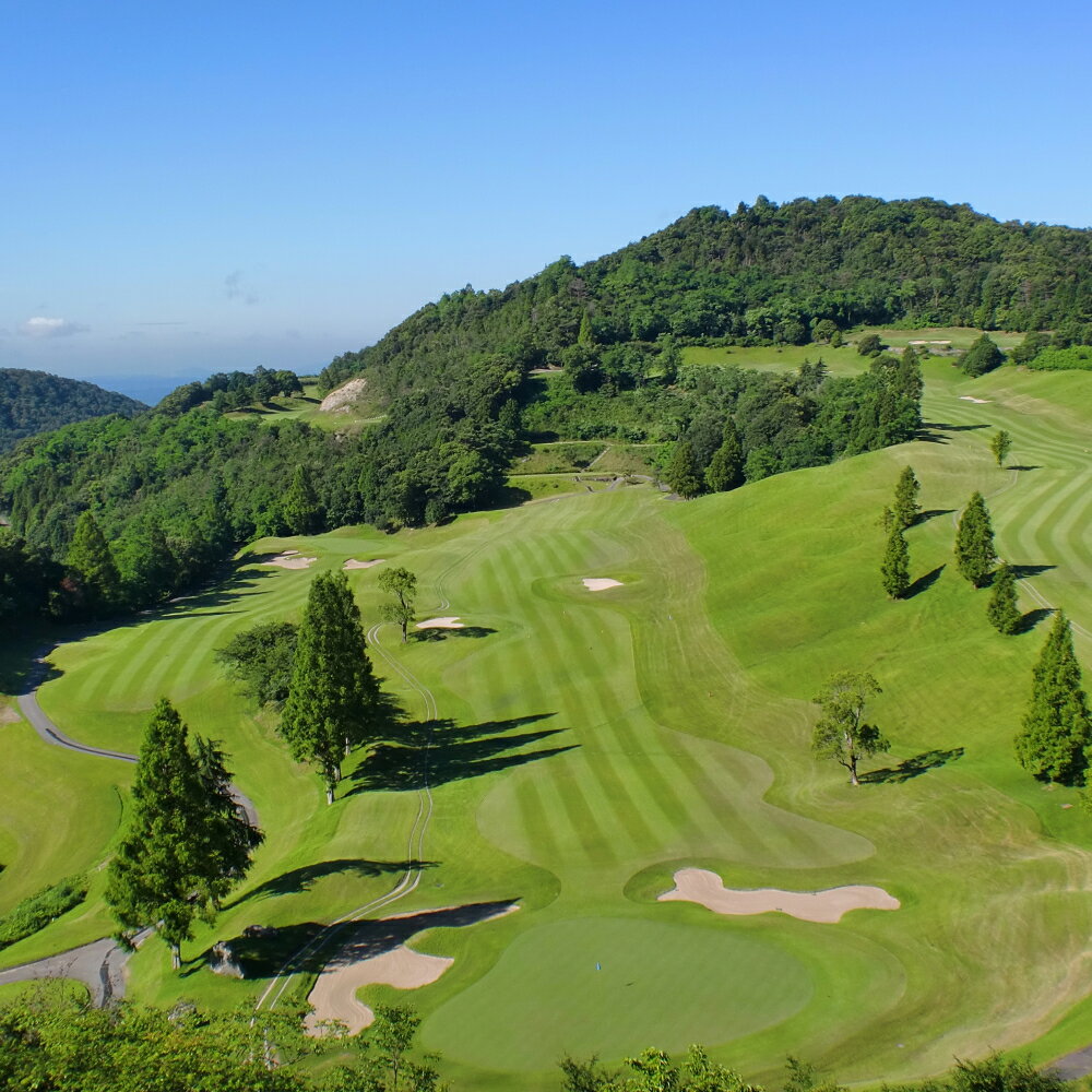 【ふるさと納税】吉川ロイヤルGC 平日 ペア プレー券 ＆ 宿泊券 [ ゴルフ 加東市 兵庫県 関西 ゴルフ場 ]　ゴルフ場利用権