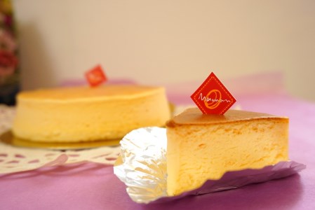 たまご屋の新鮮卵とフランス産チーズをたっぷり使った『ママンチーズケーキ』