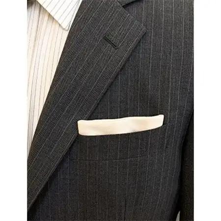 クラバットユキジ製　デニムポケットチーフ(ミルキーホワイト)_装飾品・工芸品  服飾小物 _【1084666】