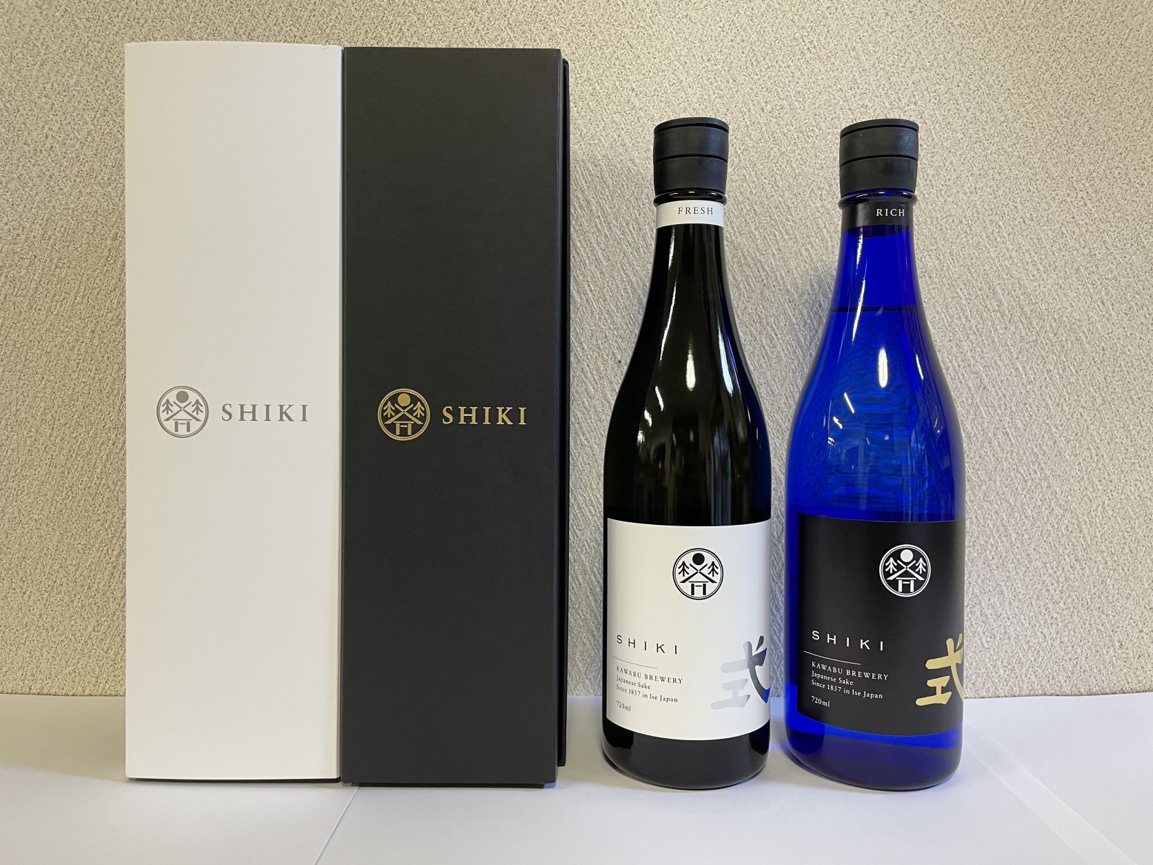 KJ‐05　最高峰 純米大吟醸 式 ＲICH リッチ 純米大吟醸 式 FRESH フレッシュ 各720ml 計２本 KJ-05 ふるさと納税 さけ お酒 河武醸造 新ブランド 弓形穂