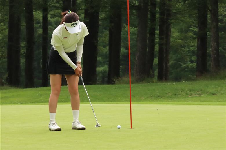 旭川国際カントリークラブ土日祝日１ラウンド券【I06104】