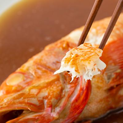 ふるさと納税 斜里町 知床産天然きんき姿煮1尾入り 2パック 湯煎してお召し上がりいただけます。 |  | 02