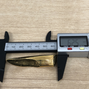 猪の牙のフィギュア(大)　置物　オブジェ　インテリア　24金　K24