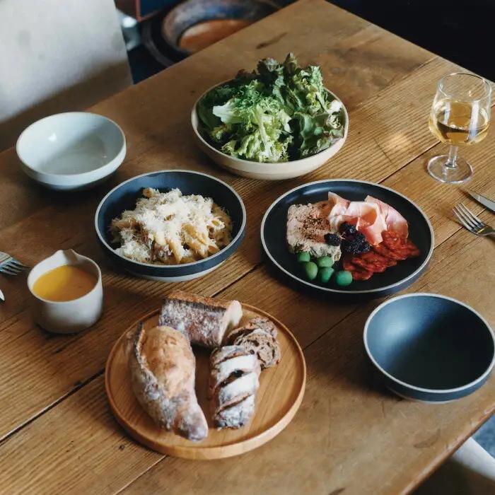 【波佐見焼 HASAMI PORCELAIN】ミッドディープラウンドボウル ブラック 185mm 2点セット 食器【東京西海】【ハサミポーセリン】[DD214] 波佐見焼