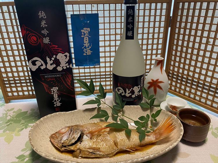 【ふるさと納税】浜田市の魚「のどぐろ」との相性は抜群！環日本海純米吟醸のど黒720ml 酒 お酒 地酒 純米吟醸 辛口 日本海酒造 【026_1489】
