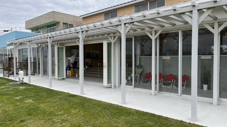 愛犬と泊まれるホテル Luana Hasunuma HOTEL&CAFE 1泊朝食付宿泊プラン（2頭･2名様）／ホテル 宿泊 カフェ  愛犬と一緒に泊まれる ペットと泊まれる宿 ドッグラン 愛犬 犬 